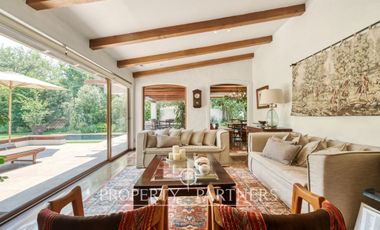 Estupenda casa en Santa María de Manquehue