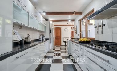 Estupenda casa en Santa María de Manquehue