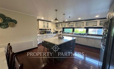 AMPLIA CASA EN CONDOMINIO EXCLUSIVO - VALDIVIA