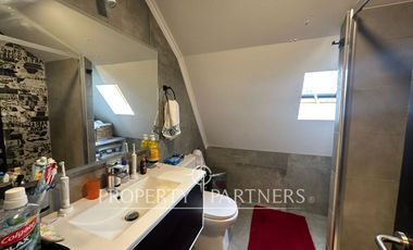 AMPLIA CASA EN CONDOMINIO EXCLUSIVO - VALDIVIA