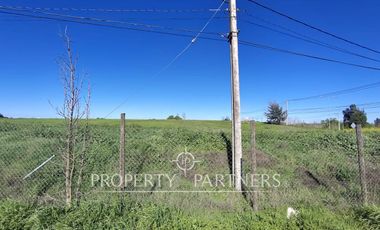 Gran terreno comercial a orilla de carretera