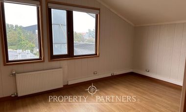 Arriendo Espectacular propiedad frente al Rio