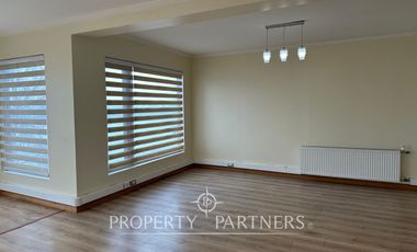 Arriendo Espectacular propiedad frente al Rio