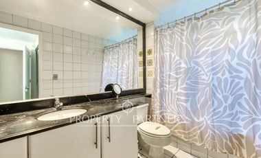 Luminosa casa en condominio