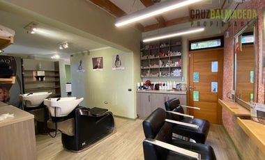 Local Comercial en Venta en Oportunidad !! Amplia casa en plena Avenida Austral