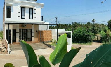 Rumah Villa Bocek Pasar Karangploso Malang