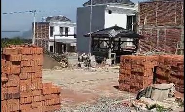 Rumah Villa Bocek Pasar Karangploso Malang