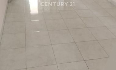 Rumah Unfurnished 3+1KT Terawat Strategis Di Kelapa Gading Jakut