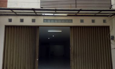 DISEWAKAN RUMAH KOMPLEK ARWANAJEMBATAN DUA  deket jelambar