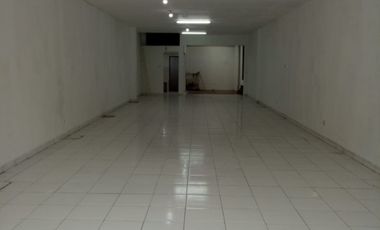 DISEWAKAN RUMAH KOMPLEK ARWANAJEMBATAN DUA  deket jelambar