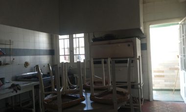 Local en venta - 870 mts2  - Necochea