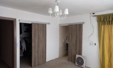 Casa en venta - 5 dormitorios 4 baños - cochera y depto - 400 mts2 - San Clemente Del Tuyú