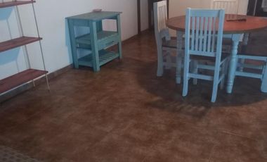 Casa en venta - 5 dormitorios 4 baños - cochera y depto - 400 mts2 - San Clemente Del Tuyú