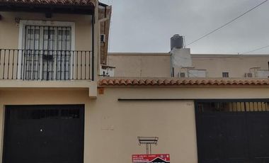 Hermosa Casa 4 dormitorios 3 baños en Dos Plantas