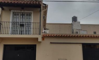 Hermosa Casa 4 dormitorios 3 baños en Dos Plantas