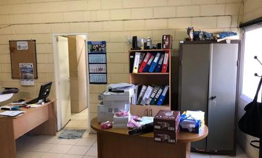 Depósito - Gapón de 800 m2 en  Wilde Avellaneda EXCELENTE ESTADO - VENTA -