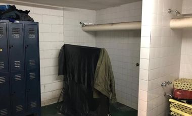 Depósito - Gapón de 800 m2 en  Wilde Avellaneda EXCELENTE ESTADO - VENTA -