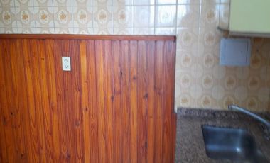 Departamento en venta - 2 dormitorios 1 baño - 53 mts2 - Gerli