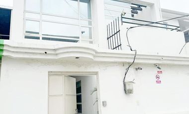 Oportunidad de inversión, moderna casa junto al terminal de Manta.