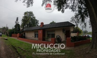 Casa en venta, Las Casuarinas esq. Sarmiento, Parque Belén, Belén de Escobar. APTA CREDITO