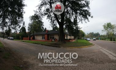 Casa en venta, Las Casuarinas esq. Sarmiento, Parque Belén, Belén de Escobar. APTA CREDITO