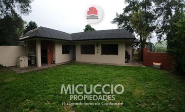 Casa en venta, Las Casuarinas esq. Sarmiento, Parque Belén, Belén de Escobar. APTA CREDITO