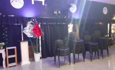 Local en venta - 4 Baños - 490Mts2 - El Palomar