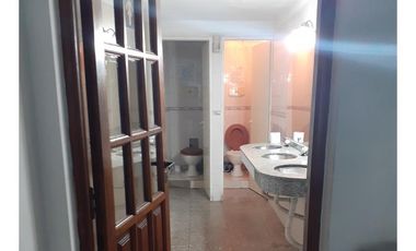 Local en venta - 4 Baños - 490Mts2 - El Palomar