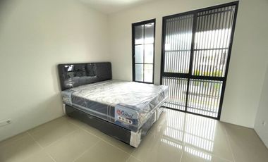 SEWA Rumah 2 Lantai, Baru Gress, Amesta Living-Gunung Anyar, Surabaya