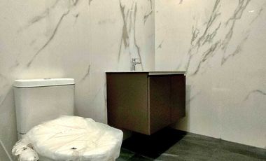 Rumah 3 lantai siap huni di mampang jakarta selatan