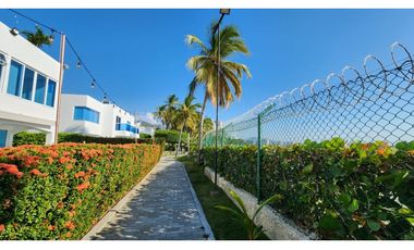 Casa con piscina y salida directa la mar de Pozos Colorados - 005
