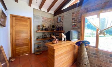 Lote con Pesebreras perfecto para Restaurante