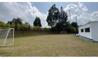 Alquiler Casa Finca de lujo con pesebreras a 15min del Aeropuerto  JMC