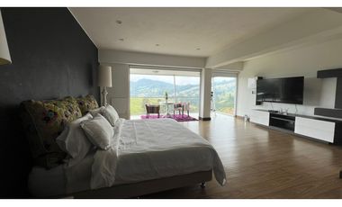 Alquiler Casa Finca de lujo con pesebreras a 15min del Aeropuerto  JMC