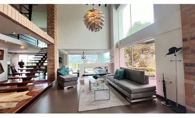 Alquiler Casa Finca de lujo con pesebreras a 15min del Aeropuerto  JMC