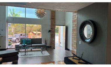 Alquiler Casa Finca de lujo con pesebreras a 15min del Aeropuerto  JMC