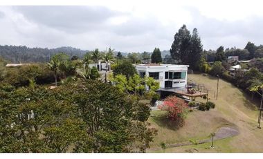 Alquiler Casa Finca de lujo con pesebreras a 15min del Aeropuerto  JMC