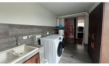 Alquiler Casa Finca de lujo con pesebreras a 15min del Aeropuerto  JMC