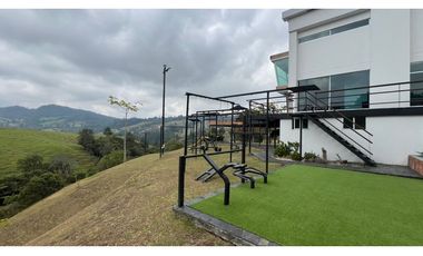 Alquiler Casa Finca de lujo con pesebreras a 15min del Aeropuerto  JMC