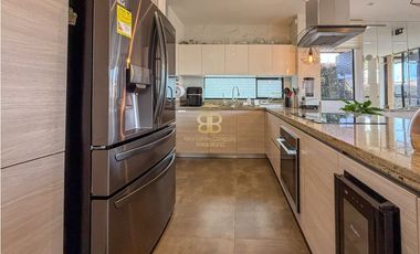 SE VENDE CASA EN CAJICA