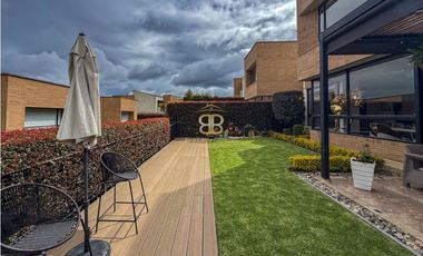SE VENDE CASA EN CAJICA
