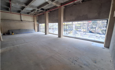 Local en arriendo – 500 m² | Restrepo