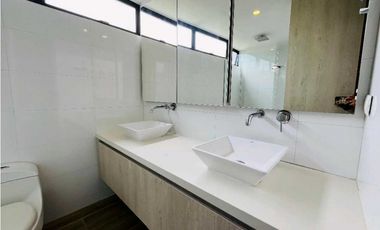 Arriendo apartamento en Envigado- Las Brujas