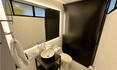 Espectacular apartaestudio dúplex para renta amoblada en Laureles