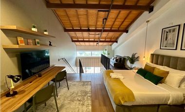 Espectacular apartaestudio dúplex para renta amoblada en Laureles
