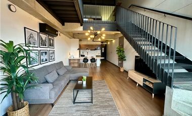 Espectacular apartaestudio dúplex para renta amoblada en Laureles