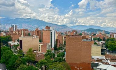 Espectacular apartaestudio dúplex para renta amoblada en Laureles