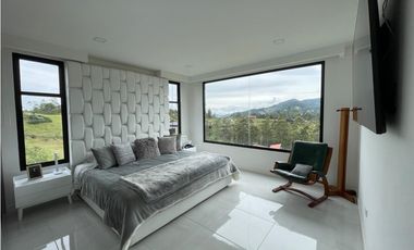 Casa en venta y Arriendo en El Retiro, un nivel más sótano, vista 360°