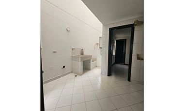 CASA EN UNIDAD CERRADA POBLADO EL TESORO