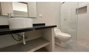 Rento apartamento para estrenar con zona verde 3 garajes